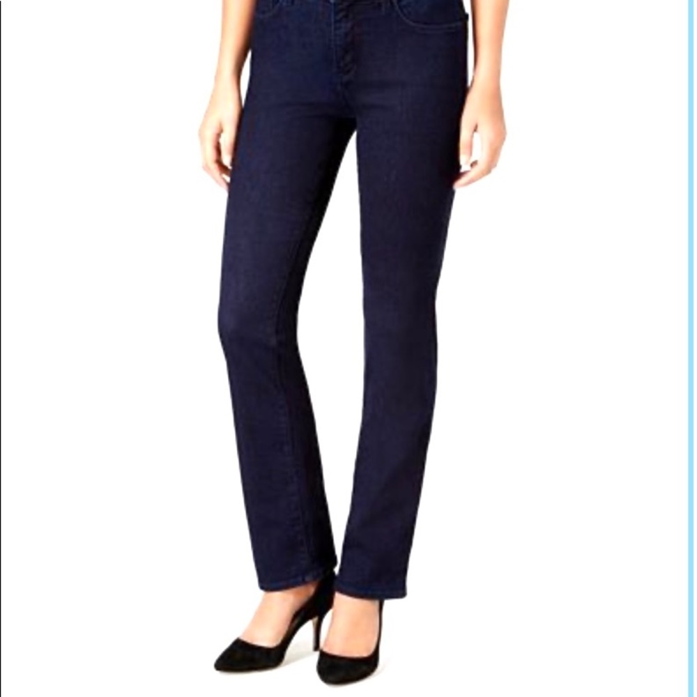 NYDJ Marilyn Straight Leg in Dark Wash Size 12